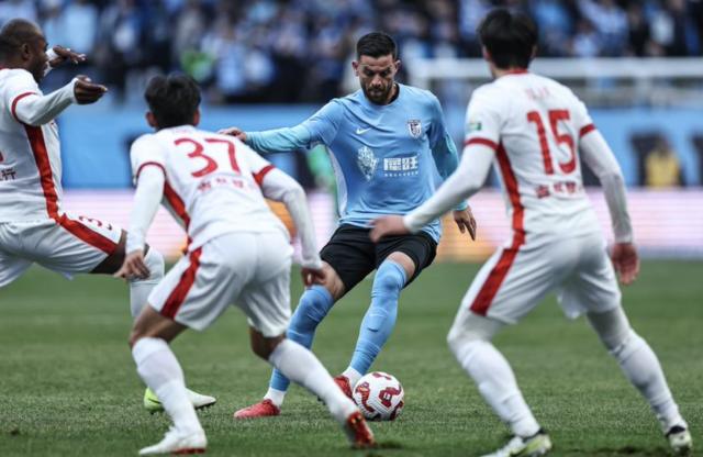 AG官网-6万球迷创12年新高 李国旭：梭鱼湾是个神奇的地方