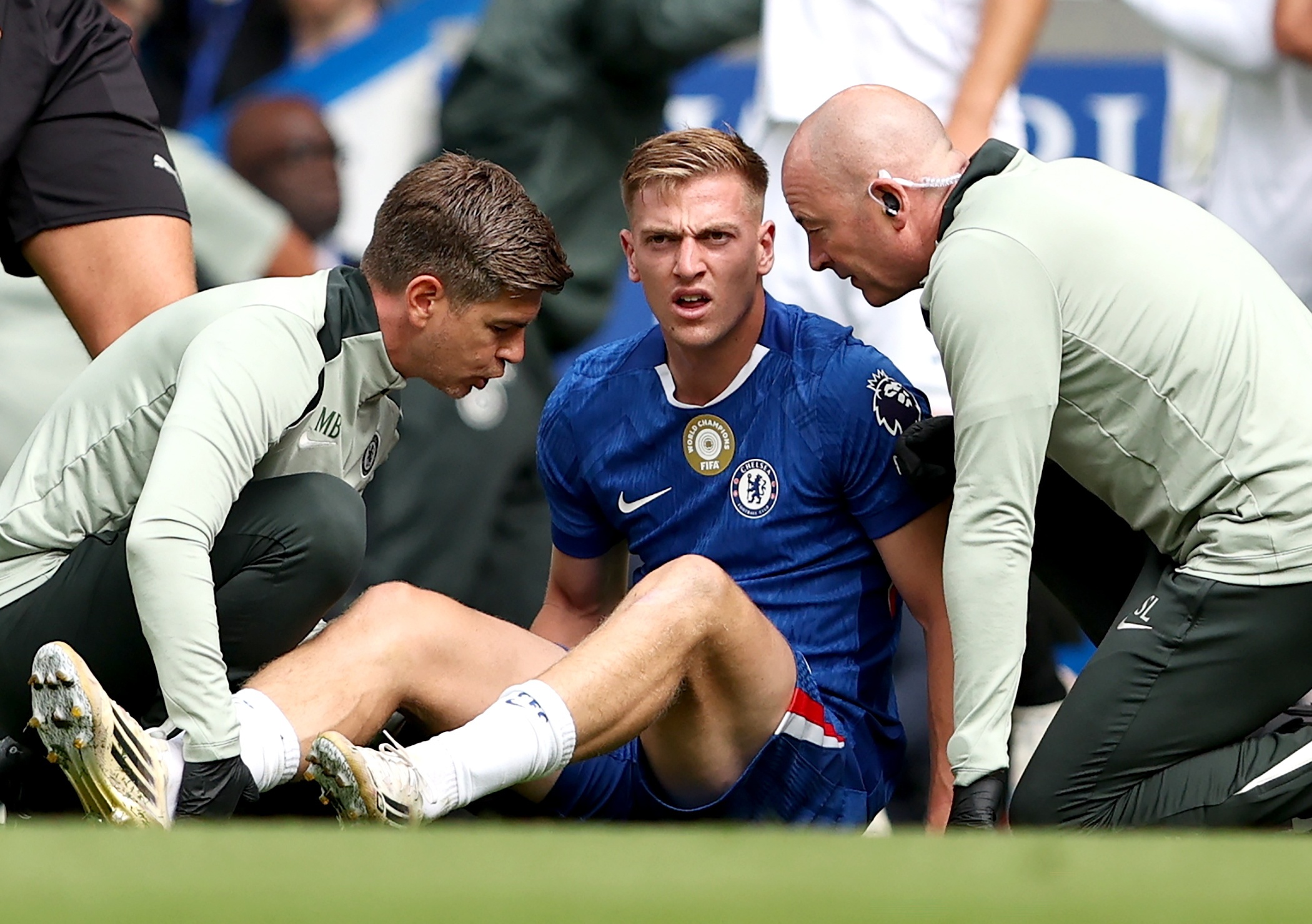 AG体育官方-杰哥不能走！电讯报：德拉普伤情可能比预想严重 可能伤缺超2个月