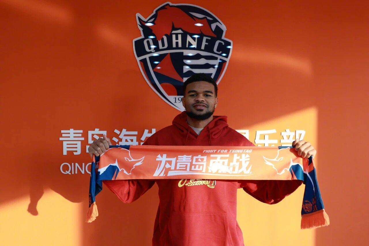 AG体育-中超转会动态：保级队一口气官宣3名外援，升班马官宣归化球员